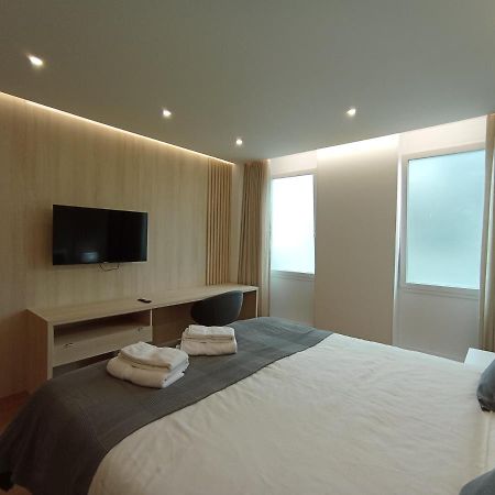 715 Gale Apartment Wi-Fi, Estacionamento Порту Экстерьер фото